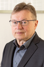 Geschäftsführer Dr. med. Detlef Troppens Geschäftsführer Dr. med. Detlef Troppens